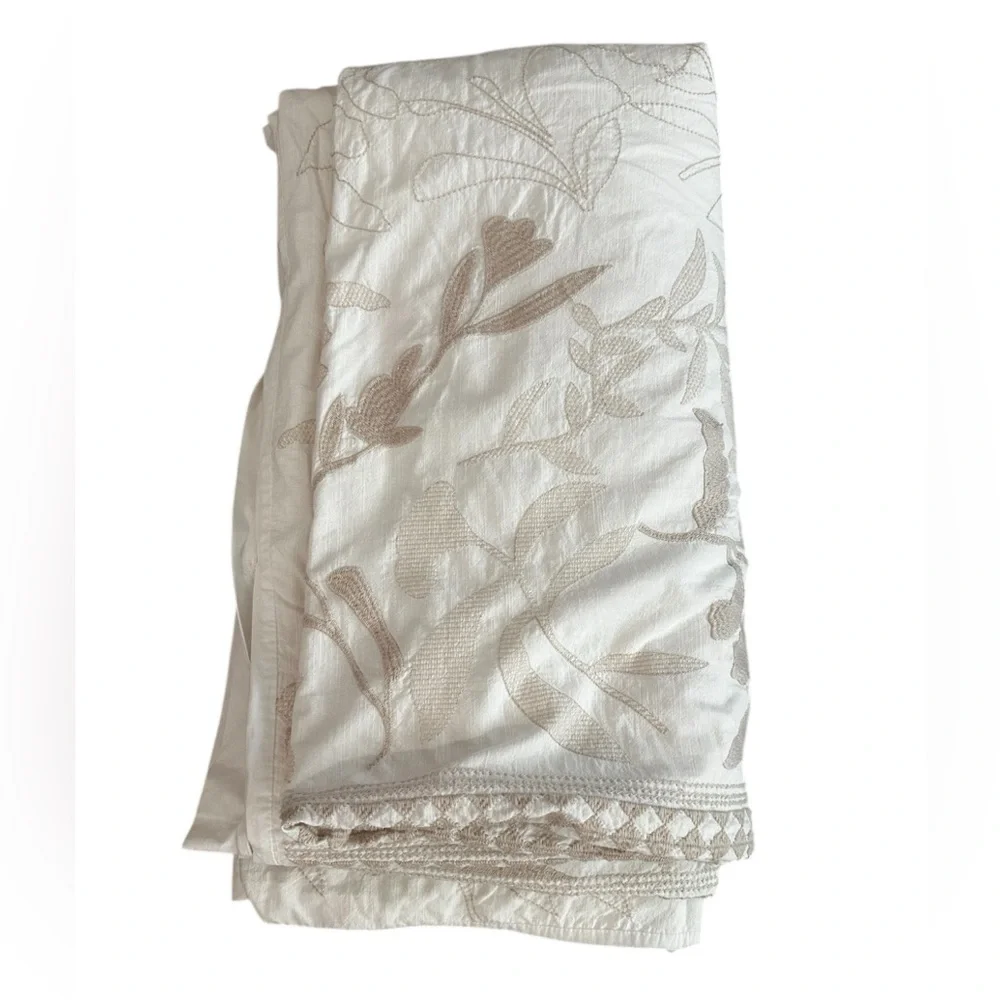 Anthropologie Embroidered Floral Cream Duvet Buttons DVTSU2258A Queen 3